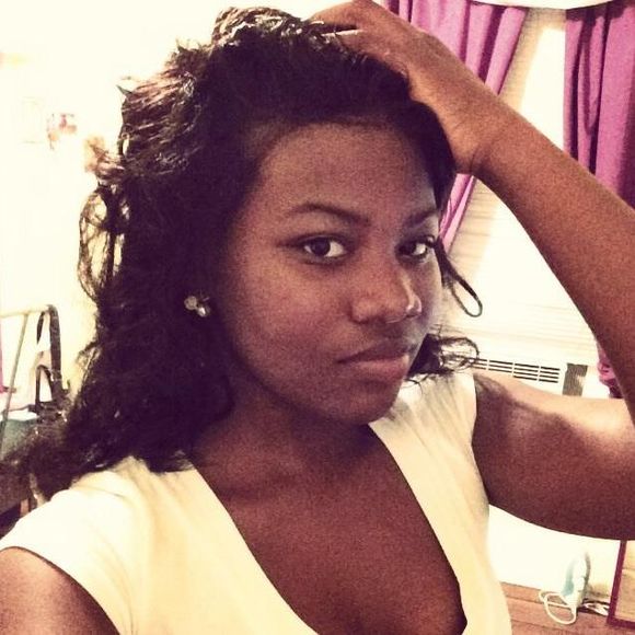 Meet your Posher, Badiyyah - Picture 1 of 1